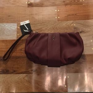 Simply Vera Wang Wristlet